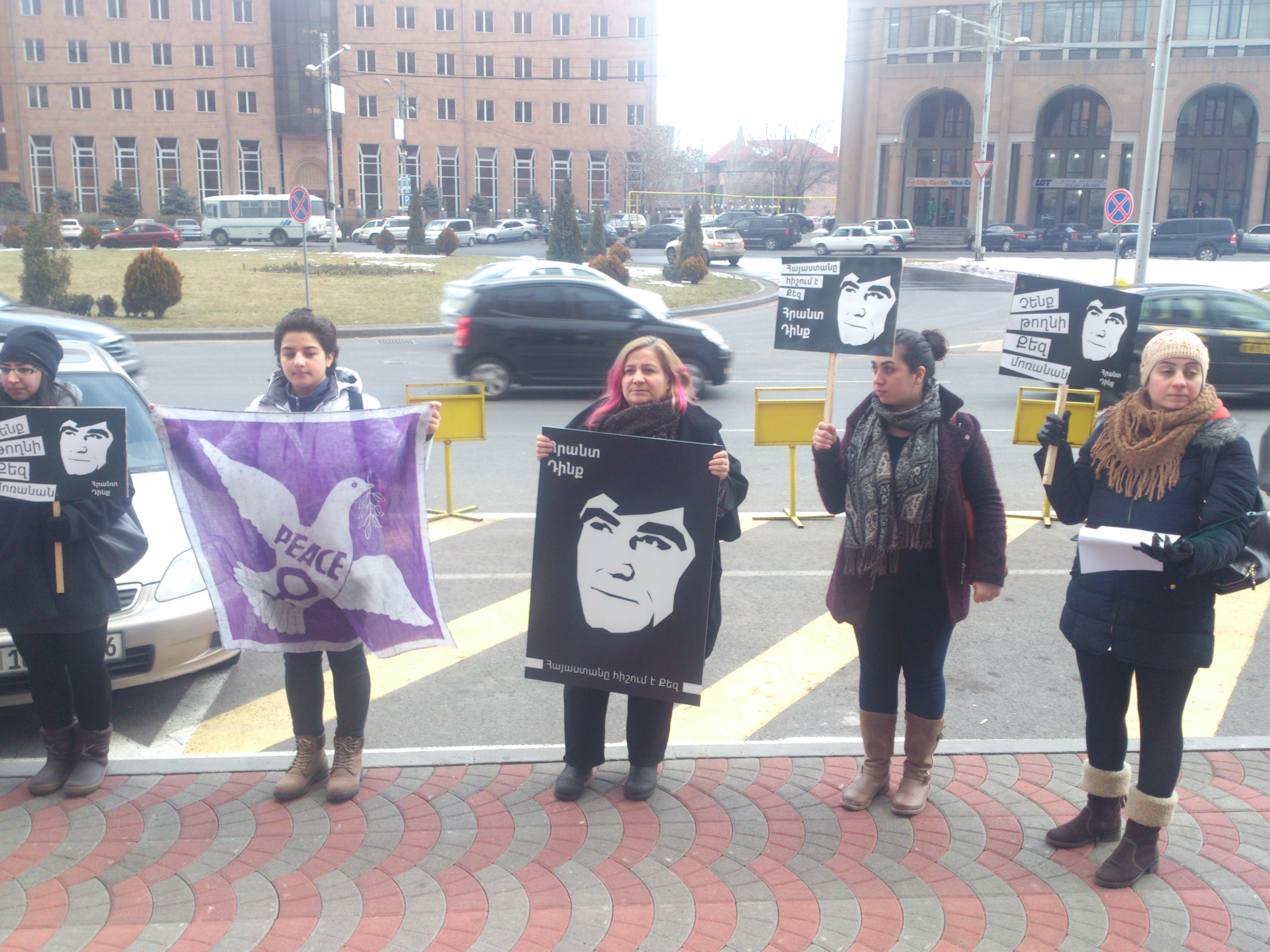 ''Ermenistan seni hatırlıyor'': Hrant Dink Yerevan'da anıldı