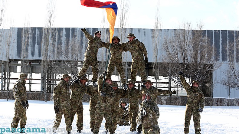 ผลการค้นหารูปภาพสำหรับ Հայկական բանակ