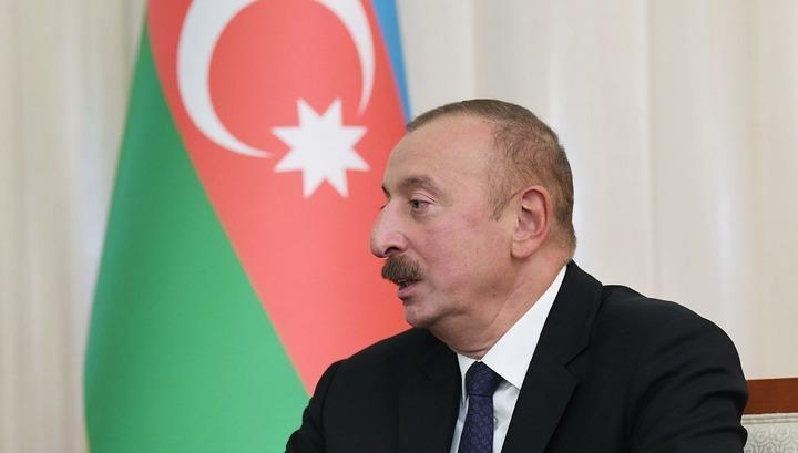 Azerbaycan, Reuters Ajansı’ndan iki gazetecinin akreditasyonunu iptal etti