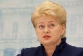 Dalia Grybauskaitė Litvanyalı diplomatların sohbetlerinin yayınlanması provokasyon diye adladı