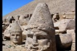 Pagan Ermeniler Nemrut Dağı'na çıkıp ayin düzenledi