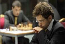 Aronian Vişvanatan Anand’a  karşı beraberlik aldı