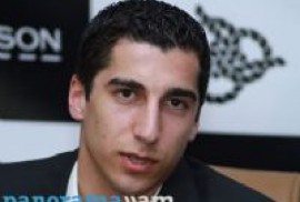 Henrikh Mkhitaryan Kasım ayının en iyi futbolcusu