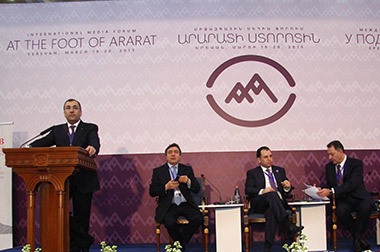 Uluslararası ''Ararat dağının eteğinde''  başlıklı medya forumu başladı