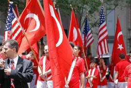 Amerika’daki Türk toplumunda “Aman Ermeniler görmesin!” anketi