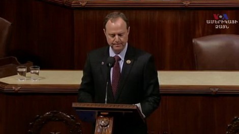 Adam Schiff ABD Kongersi’nde 1 saat Ermeni Soykırımı’nın kurbanlarının isimlerini okudu (video)