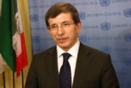 Ahmet Davutoğlu Karabağ sorununa değindi