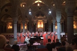 Ermeni ünlü piyanist Tigran Hamasyan Diyarbakır Surp Giragos Kilisesi'nde konser verdi