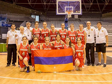 Ermenistan Milli Basketbol Takımı Avrupa Şampiyonası’ndan gümüş madaylayla döndü