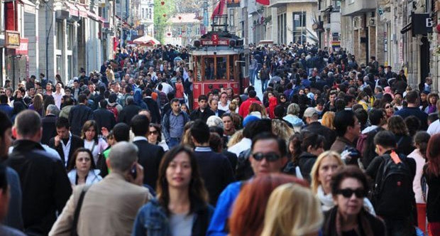 Türkiye’de kadınların sayısı erkeklerden fazla