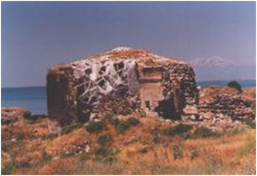 Van'daki  tarihi Ermeni Saint Georges manastırı restorasyonunu bekliyor