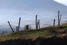 Azerbaycan'a geçen 76 yaşındaki Ermeni kadın Ermenistan'a iade edildi