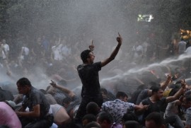 #ElectricYerevan’ın sembölü “Reuters”in en etkileyici fotoğrafları listesinde