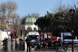 İstanbul Sultanahmet patlamasında en az 10 kişi hayatını kaybetti