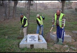 Sivas'taki Ermeni mezarlığında temizlik ve bakım çalışmaları yapıldı