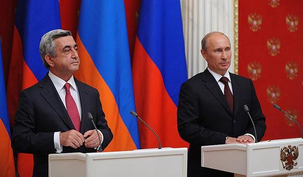 Peskov: “Sarkisyan ve Putin Karabağ sorununu görüşecek”