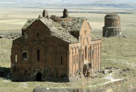 Ermeni kenti Ani UNESCO adayı