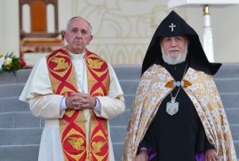 Papa Francesco ve Tüm Ermeniler Katolikosu 2. Karekin ortak bildiri imzaladılar