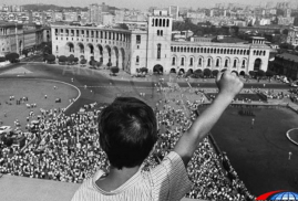 26 yıl önce bu gün Ermenistan'ın Bağımsızlık Bildirisi ilan edildi