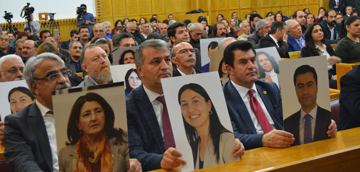 HDP meclise dönüyor