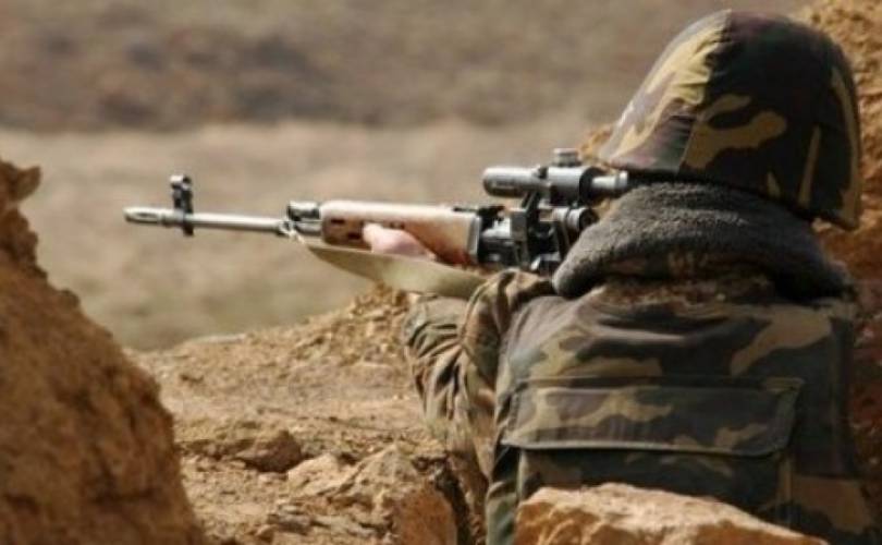 Azerbaycan tarafı cephe hattının Martuni yönünde RPG-7 roketatar kullandı