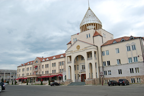 Artsakh’ta bugün Cumhurbaşkanı seçiliyor