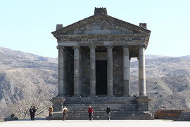 2017 yılının ilk yarısında Garni ve Zvartnots Tapınağı'nı ziyaret eden turist sayısı arttı