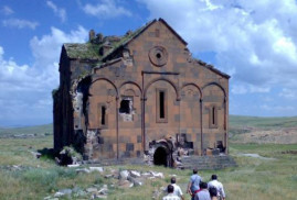 Ani’yi ziyaret eden türistlerin sayısı 2 kat arttı