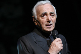 Ermeni şansönye Aznavour'a, Israil'den Uluslararası Raoul Wallenberg madalyası