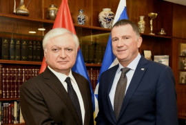 Nalbandyan resmi ziyaret için bulunduğu İsrail’de Knesset Başkanı ile görüştü