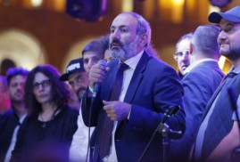 Ermenstan'da protestolar devam ediyor, muhalif lider iş ve dersleri boykot etme çağrısında bulundu