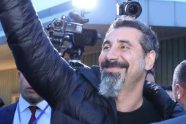 SOAD solisti Tankian Ermenistan’da