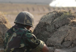 Karabağ sınırına yakın Azerbaycan mevzilerinde şiddetli patlama yaşandı