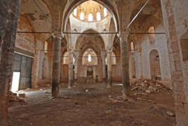 Germuş'teki tarihi Ermeni Kilisesi yıkımla karşı karşıya (fotoğraf)