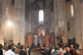 Van'ın Ahtamar Adası'ndaki Ermeni Surp Haç kilisesinde ayin (canlı yayın)