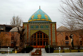 Ermenistan'da tarihi Gök Cami dimdik ayakta duruyor (foto)