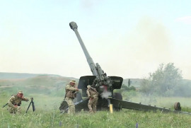 Ermenistan’ın sınır bölgelerinde yeni silah depoları kuruldu (video)