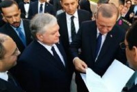   Nalbandian Erdoğan’a Ermeni Soykırımını anma törenlerine katılma davetiyesini iletti