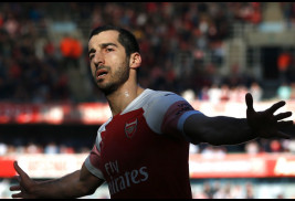 Ayın en iyi futbolcusu tanınan Mkhitaryan'dan fotoğraf paylaşımı