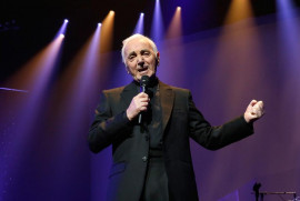 Charles Aznavour’un 95’inci yıldönümü Paris’te özel etkiniklerle kutlanacak