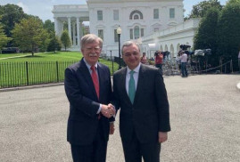 Washington'da Ermenistan Dışişleri Bakanı John Bolton ile bir araya geldi