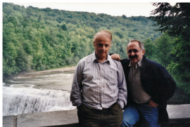 Taner Akçam, Dadrian'ın çalışmalarını ve hayatından kesitleri Agos için kaleme aldı.