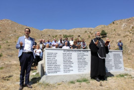 Sivas'ta Ermeni mezarlığında ayin