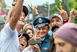 Görevden alınan Ermenistan Polis Şefi Başbakan Başdanışmanlığına atandı