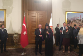 Patriklik kaymakamı Episkopos Sahak Maşalyan Ankara’da Erdoğan ile sohbet etti