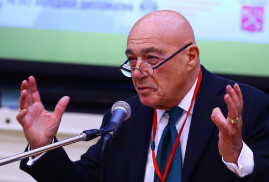 Rus gazeteci ve yazar Vladimir Pozner: "Dağlık Karabağ resmen Ermenistan'ın toprağıdır"