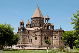 Kutsal Eçmiadzin Ana Makamı, Mart ayından beri halka 95.000 dolarlık yardım dağıttı