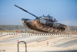 Ermenistan’da tank tatbikatı düzenlendi