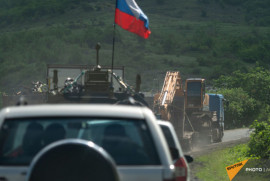 Rus Barış Gücü askerleri 18 ton insani yardım Karabağ’a ulaştırdı