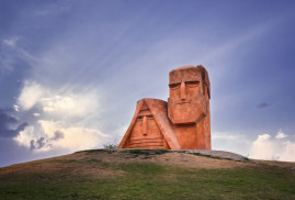 Karabağ Devlet Bakanı: "Artsakh, Azerbaycan'ın bir parçası asla olmadı ve sonsuza dek olmayacak"